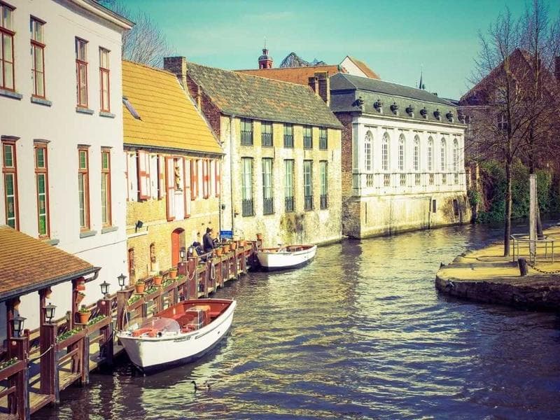 ERJAEZ STUDIO DE BELLEZA